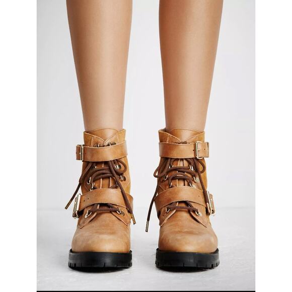 NWOT Free People Showdown Lace Up Leather Boots - Picture 15 of 15